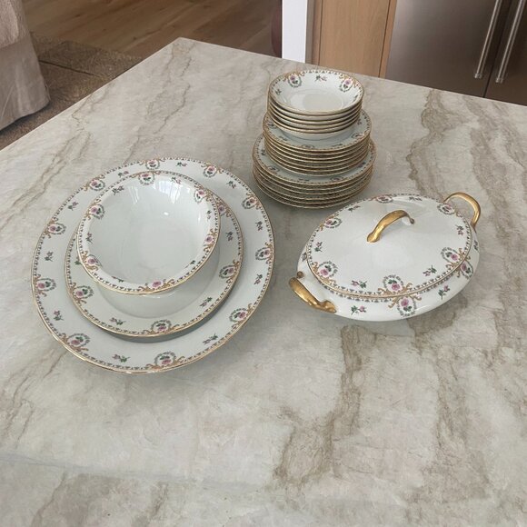 Vintage Limoges Rose Floral China 5 Piece Serveware Set - Picture 1 of 7